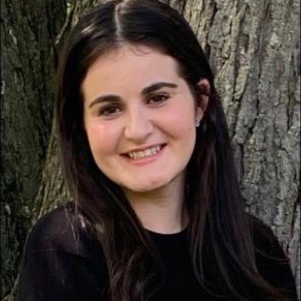 Meet your Posher, Shoshana